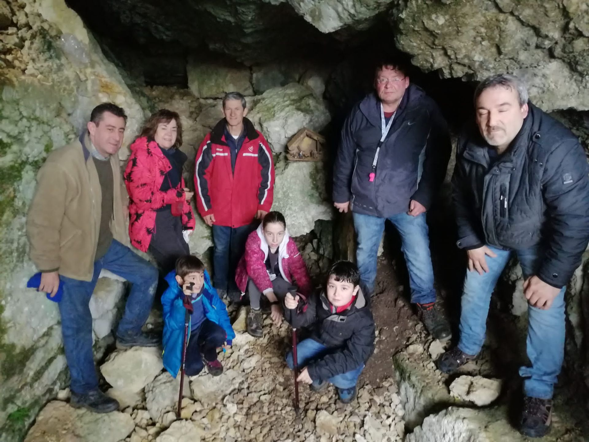 EL BELÉN EN LA CUEVA LOS MOROS. 