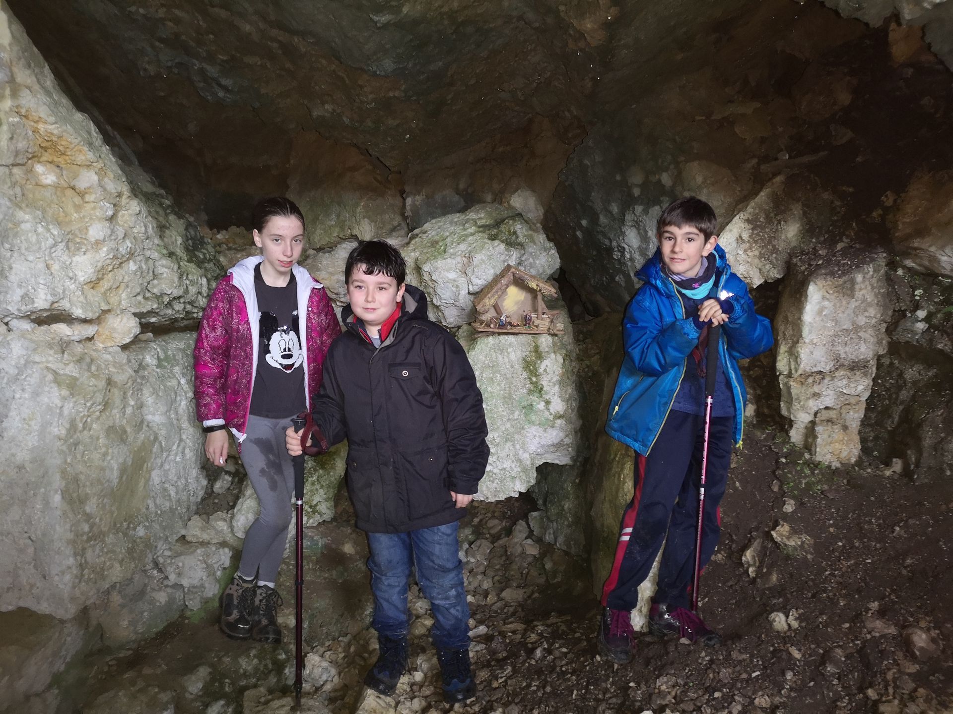 EL BELÉN EN LA CUEVA LOS MOROS. 