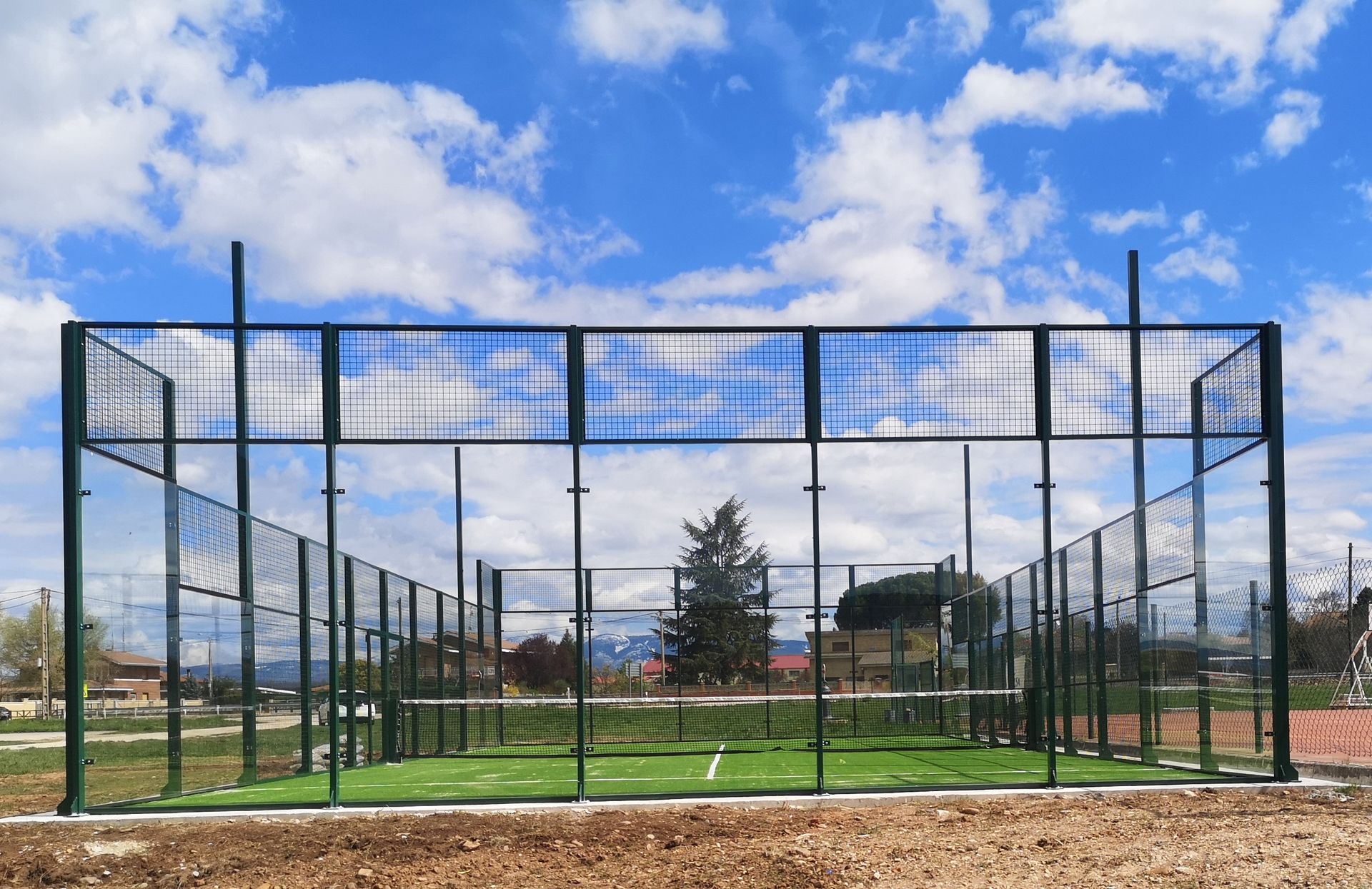 NUEVA INSTALACIÓN DEPORTIVA EN BARBADILLO DEL MERCADO. 